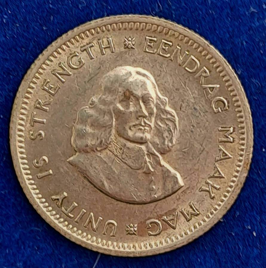 1962 South Africa  Silver (.500) 5 Cents 1st decimal series