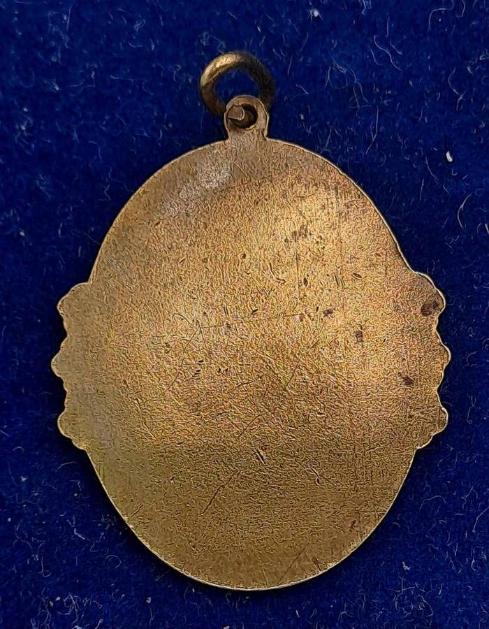 Old vintage Pendant showing portrait of William Shakespeare