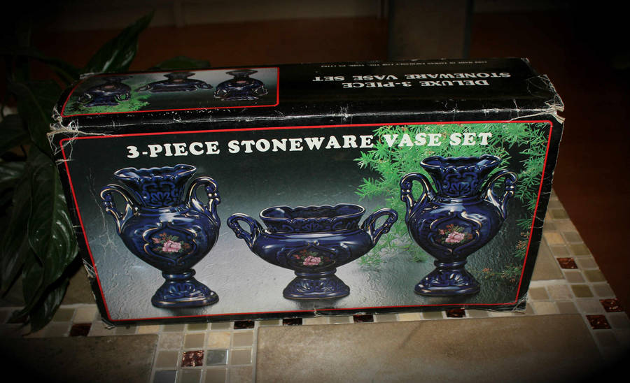 Vintage 1990 deluxe 3-Piece Stoneware Kobalt Vase Set Made in Taiwan expressly for YDC,York-as new