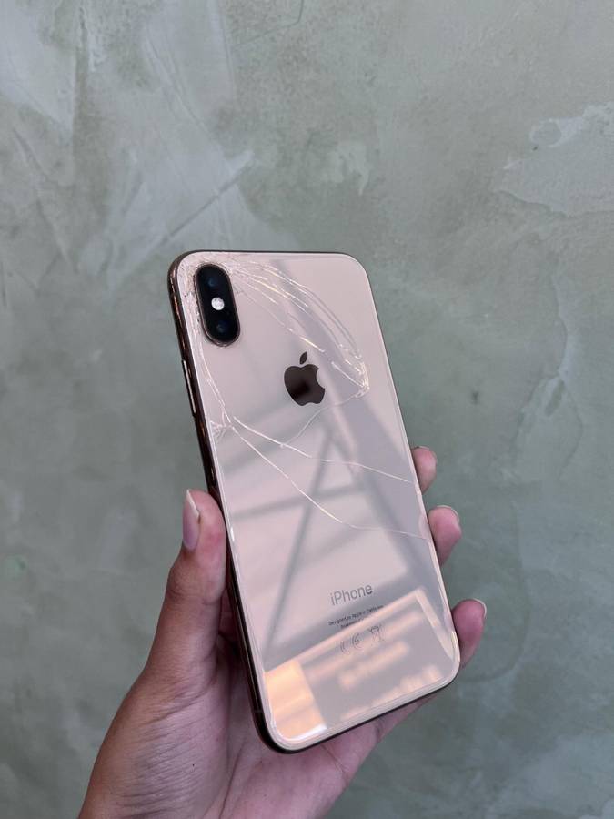 Apple iPhone XS 64GB Rose Gold (Reserved for a pre-arranged buyer.)