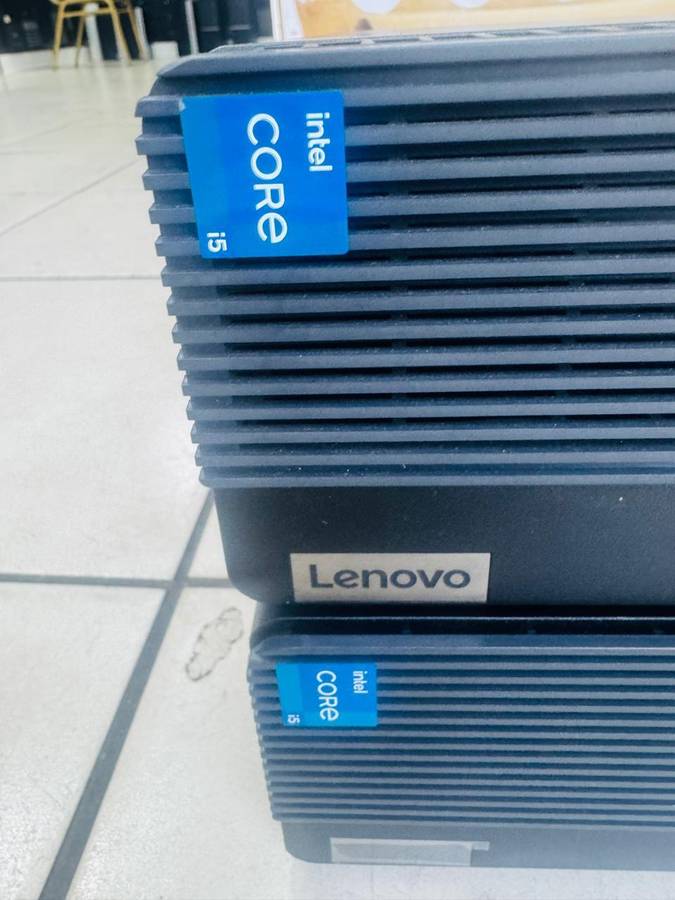 Lenovo Think Centre M70s Gen 3 Desktop PC  Core i5-12400 / 8GB RAM / 256 SSD / Win 11 Pro