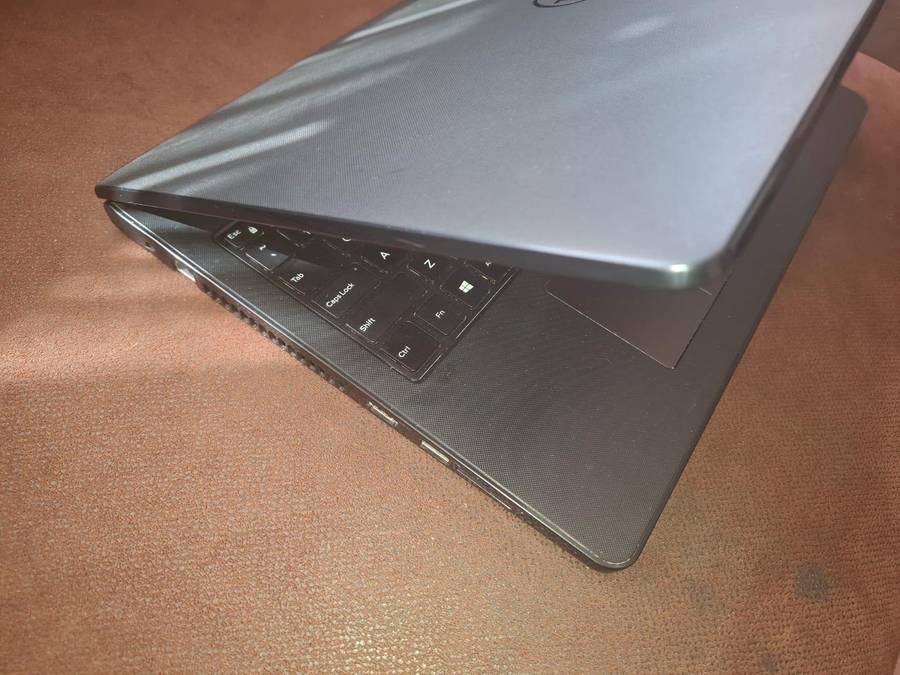 DELL INSPIRON Core i3 5th gen