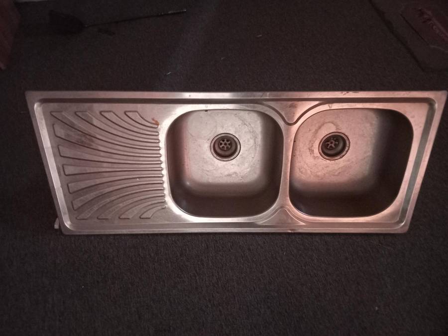 Double sink
