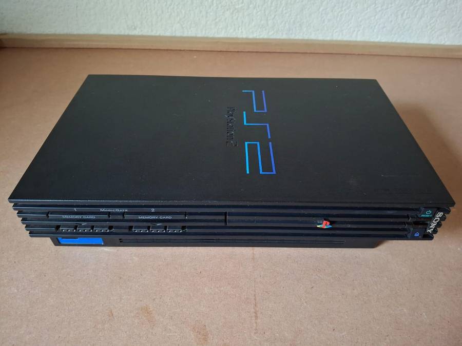 PlayStation 2 Phat Console
