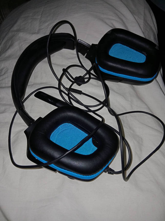 Logitech G432
