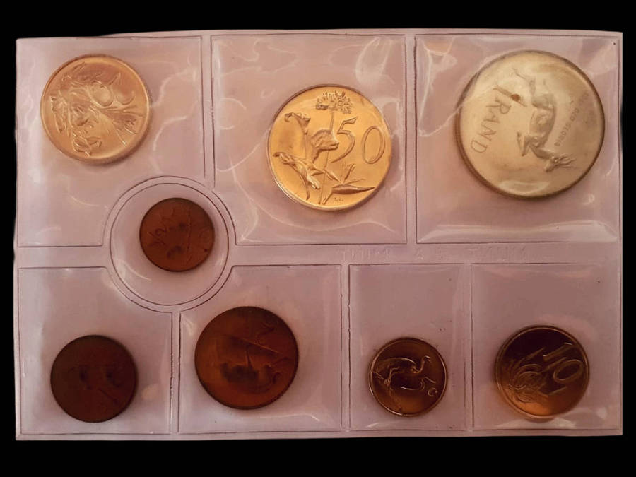 Scarce 1971 Proof Coin Set Includes Silver 1 Rand Coin Original SA Mint Packaging |