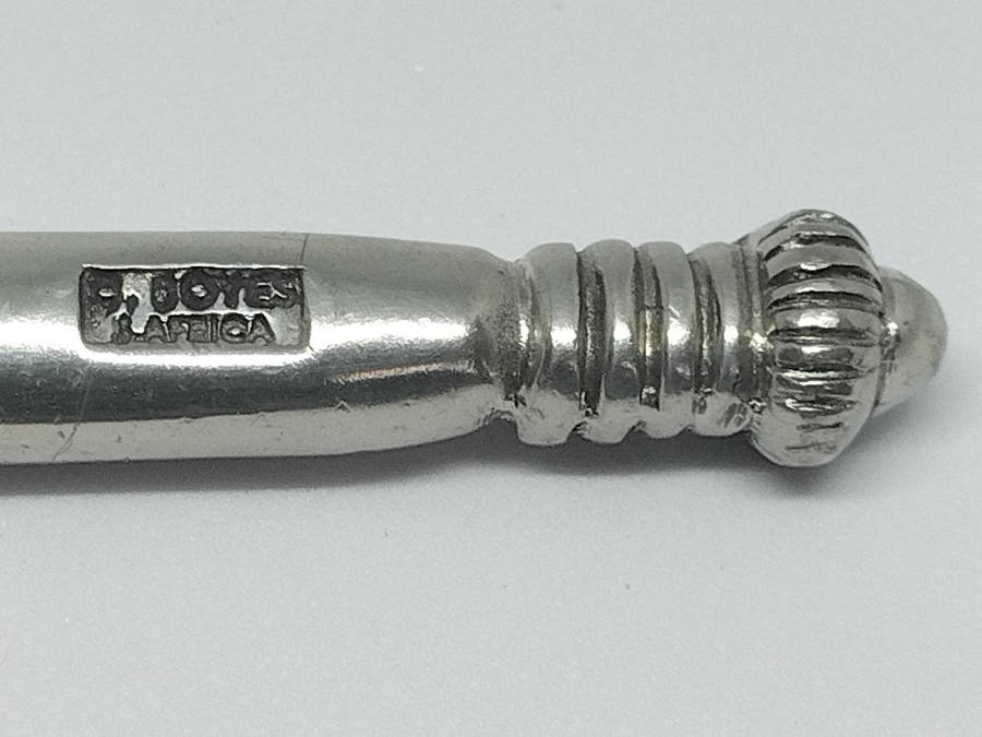 CaRRol BoYes Crafted Pen