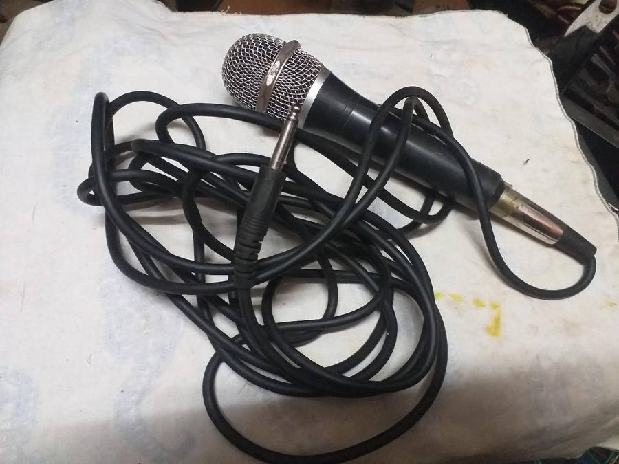 Dixon microphone