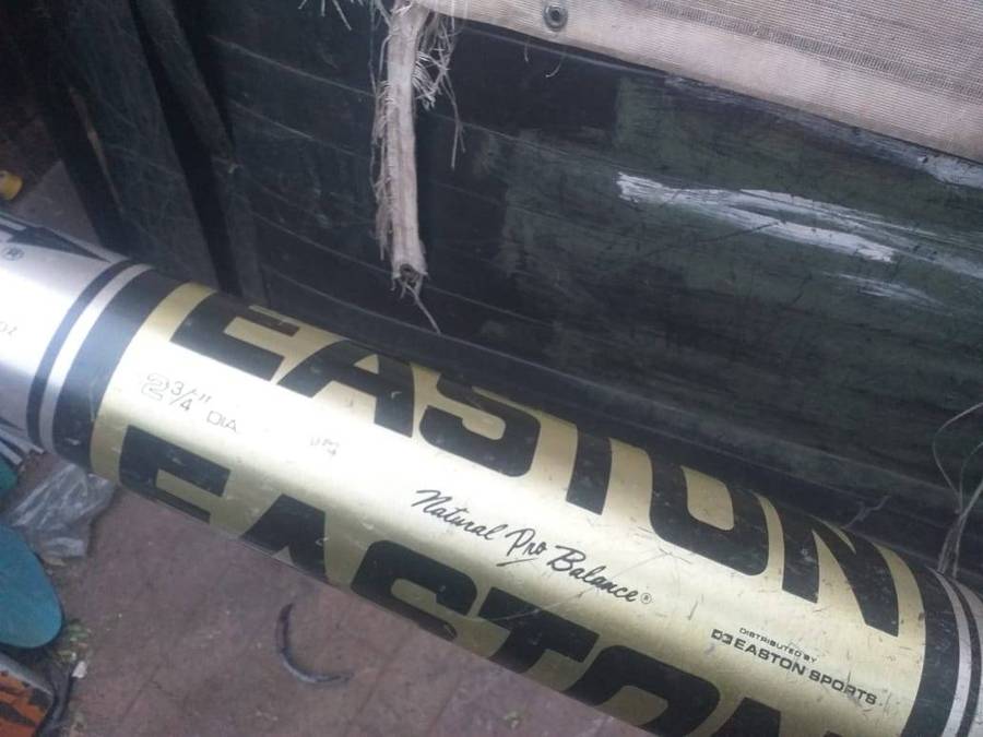 easton alluminium baseball bat