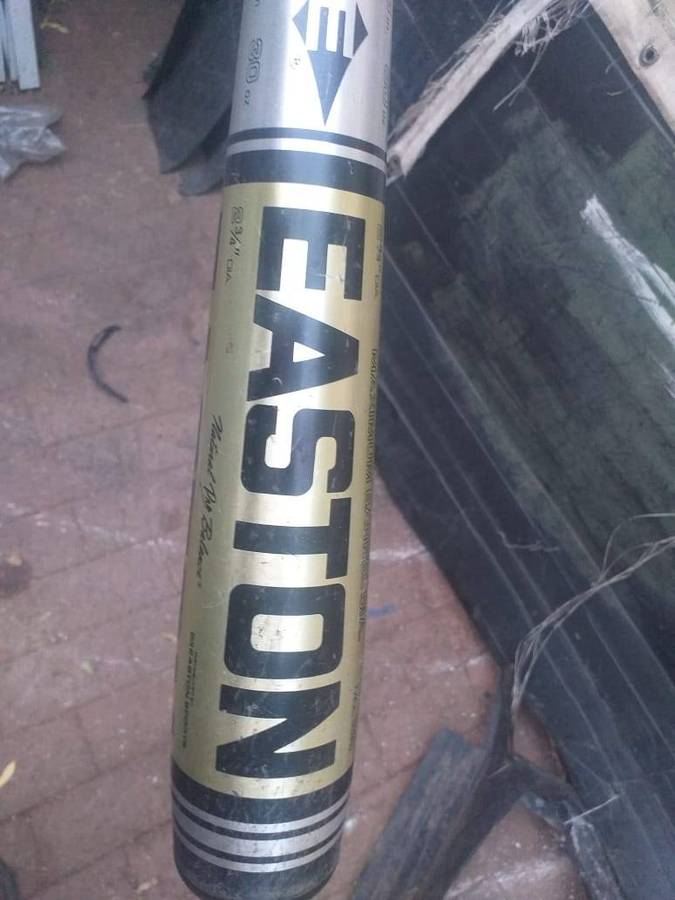 easton alluminium baseball bat