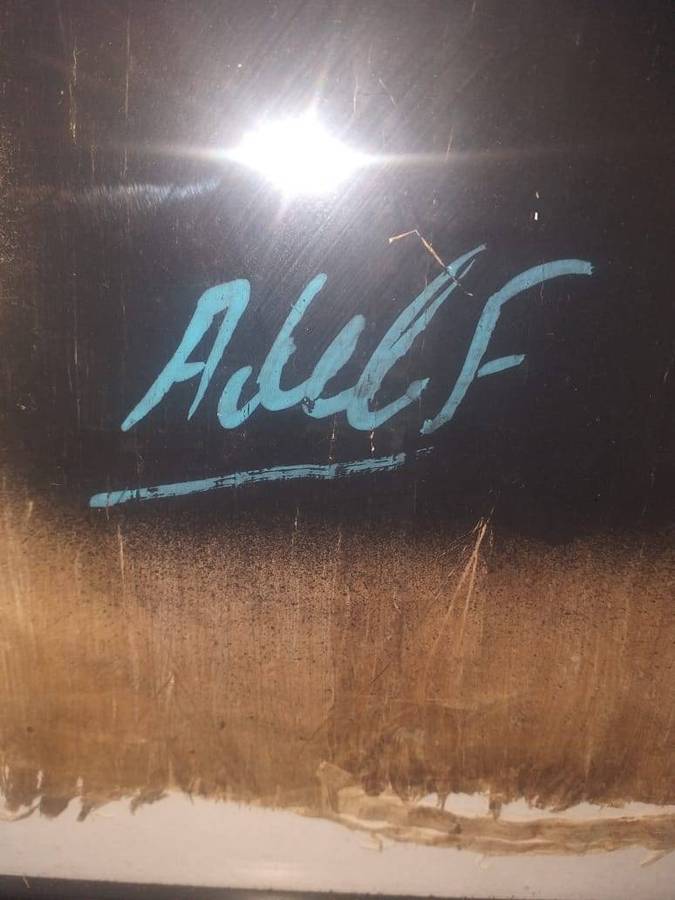 beautiful large framed art piece in glass/wood frame 1.09m x 790mm