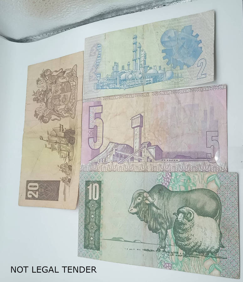 SET OF SOUTH AFRICA- CL STALS BANK NOTES- 1 X R20, 1 X R10, 1 X R5 AND 1 X R2