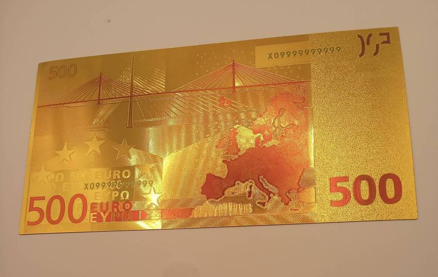 GOLD FOIL 500 EURO PLASTIC COLLECTABLE NOTE AND IDEAL FOR GIFTS