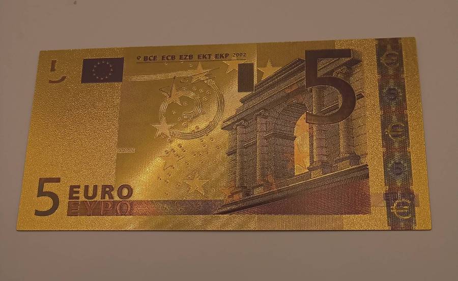 24 CT GOLD FOIL 5 EURO PLASTIC COLLECTABLE NOTE AND IDEAL FOR GIFTS