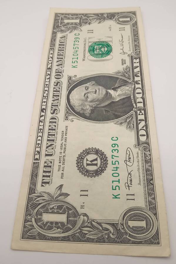 2003 USA ONE DOLLAR NOTE- SERIAL NR K51045739C