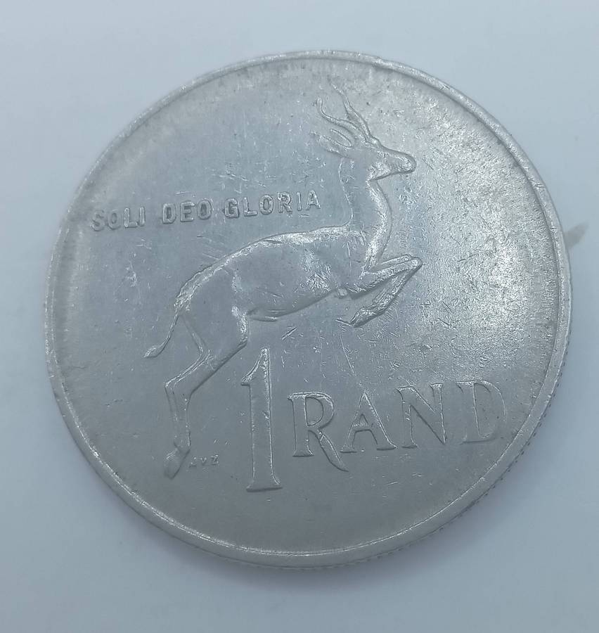 ONE 1985 RSA ONE RAND COIN
