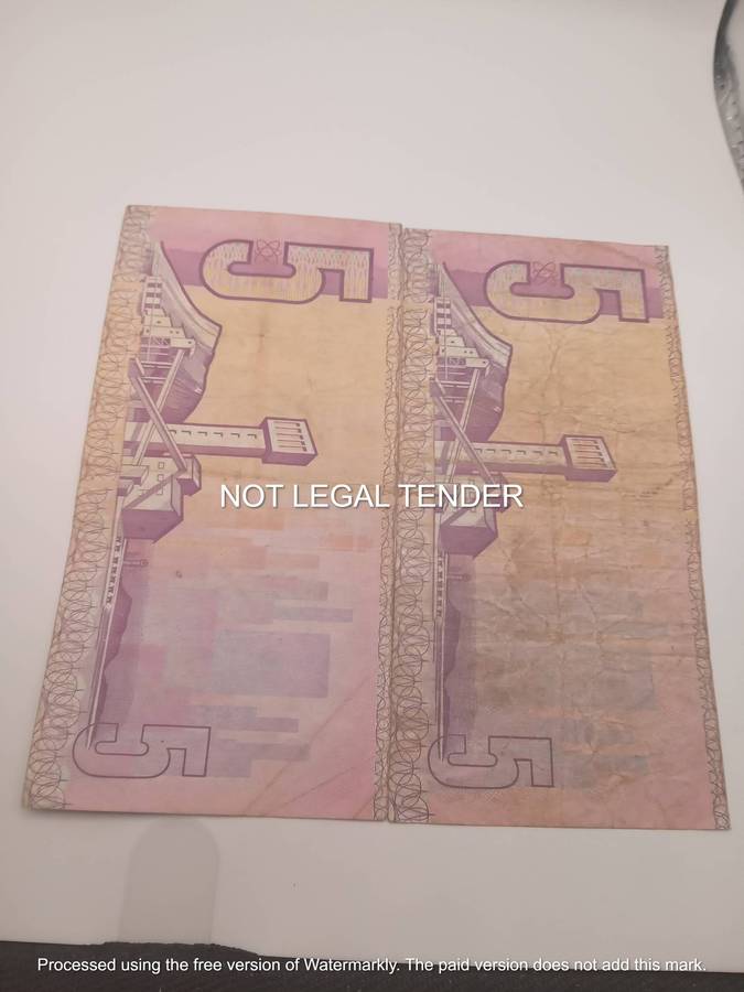 TWO SA R5 BANK NOTES: CL STALS: SERIAL NRS CG0275528 AND BS6908502