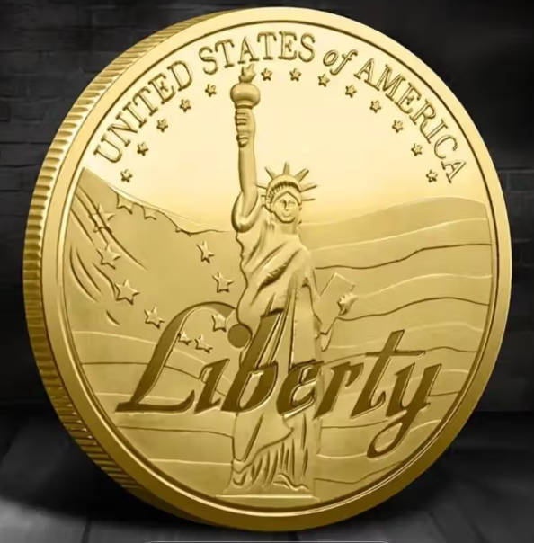 United States of America - Statue of Liberty Gold Clad Commerative Coin. 40mm New in Capsule