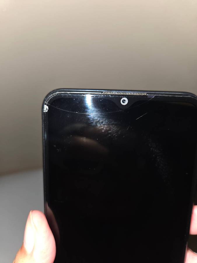 Vivo V2027 Android 12 + Free Huawei (For Parts)