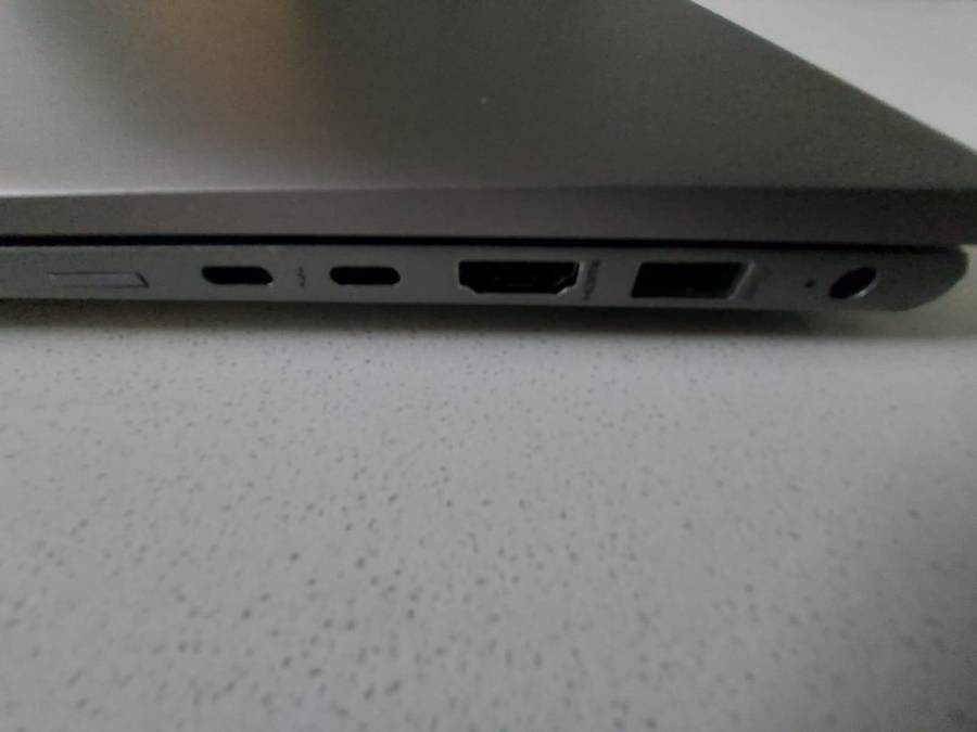 HP Zbook Firefly 15 G7 i5-10310U 1.7GHz 8GB Ram 256GB NVMe SSD