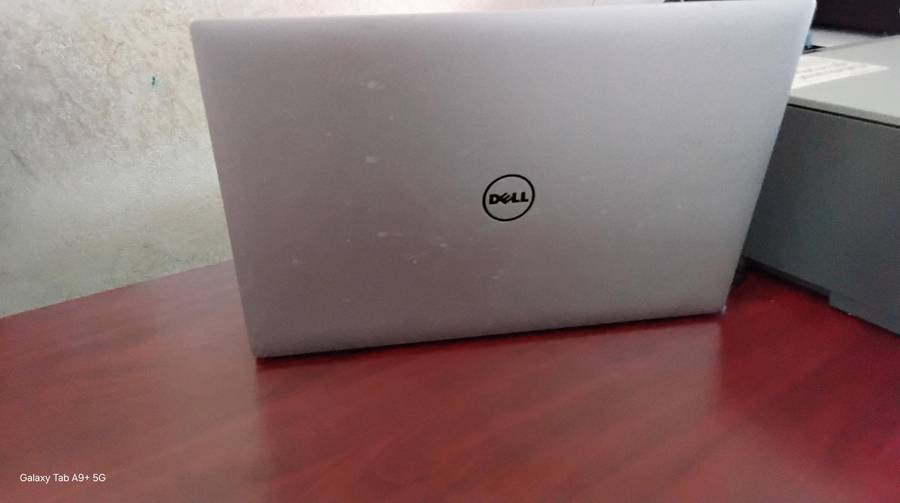 Dell XPS 9560 4K 15.6" Laptop, Nvidea GTX 1050, Intel I7-7700HQ 2.8GHz, 16GB RAM, 256GB SSD