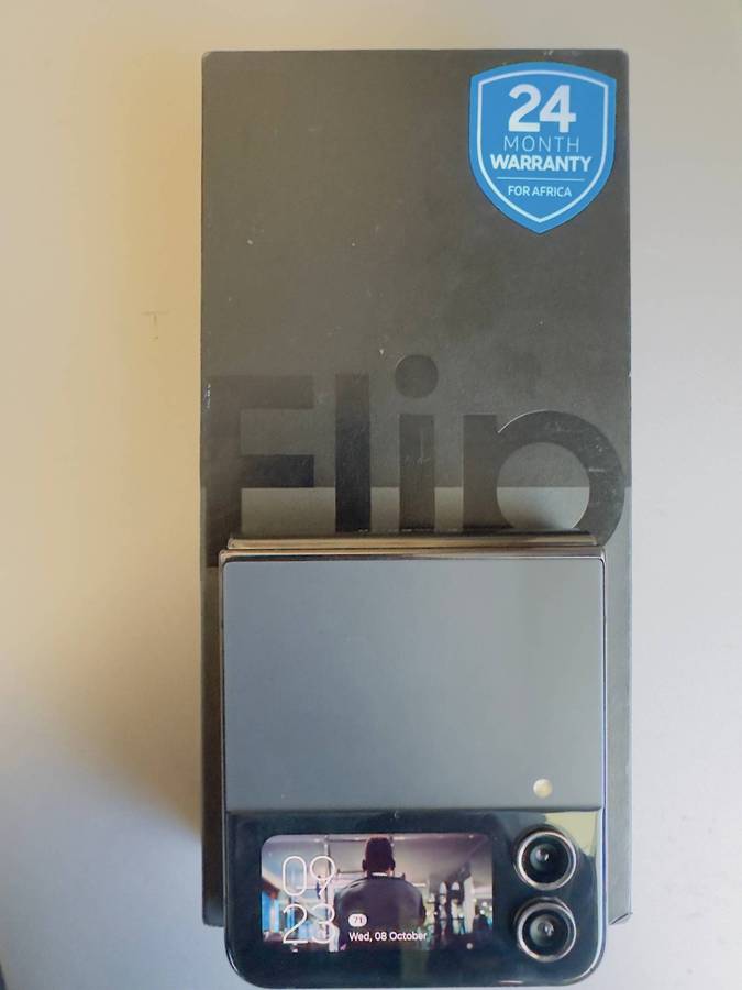 SAMSUNG ZFLIP 4 256GB