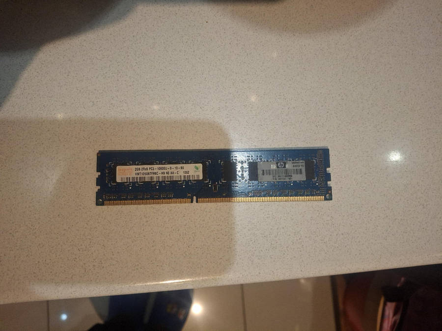 Hynix HMT125U6TFR8C-H9 NO AA-C Computer Memory 2GB 2Rx8 PC3
