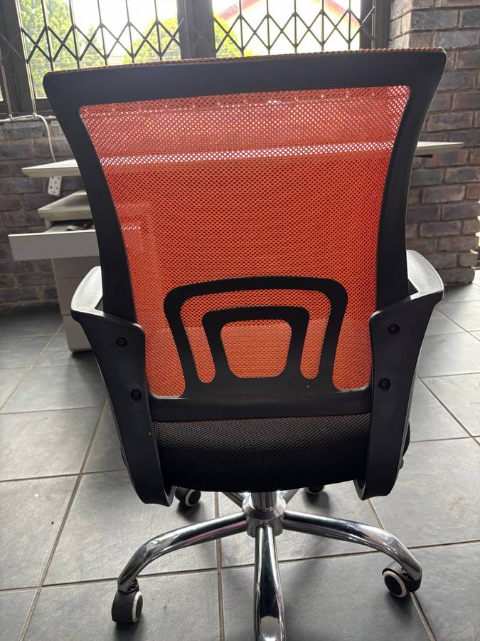 Student / office chair - Orange & Black