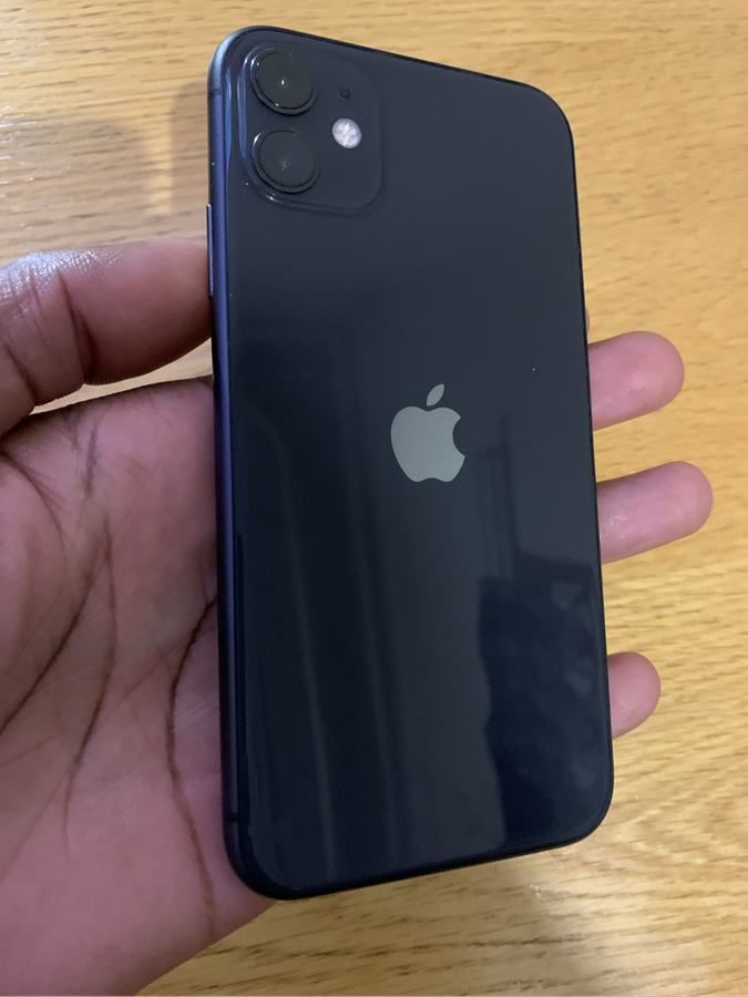 IPHONE 11
