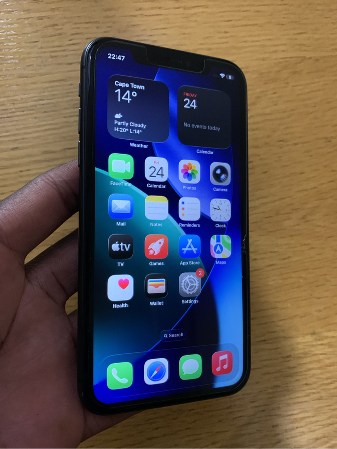 IPHONE 11