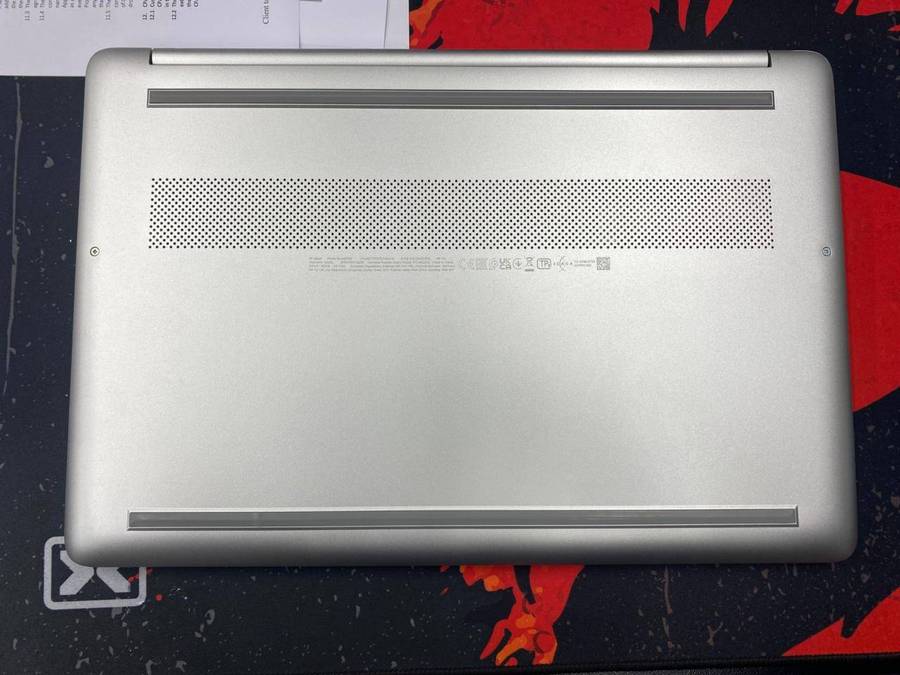 HP 15s 15.6" AMD Ryzen 5-5500U @ 2.10GHz 16GB RAM 256GB SSD-Windows 11 Pro