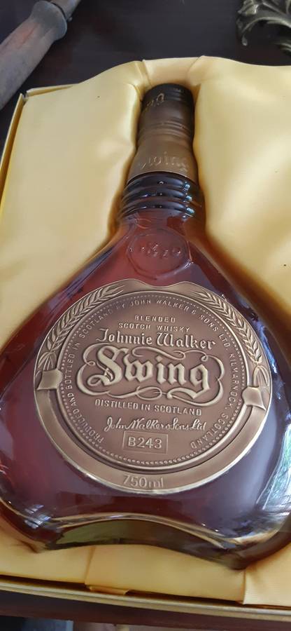Johnnie Walker  Swing