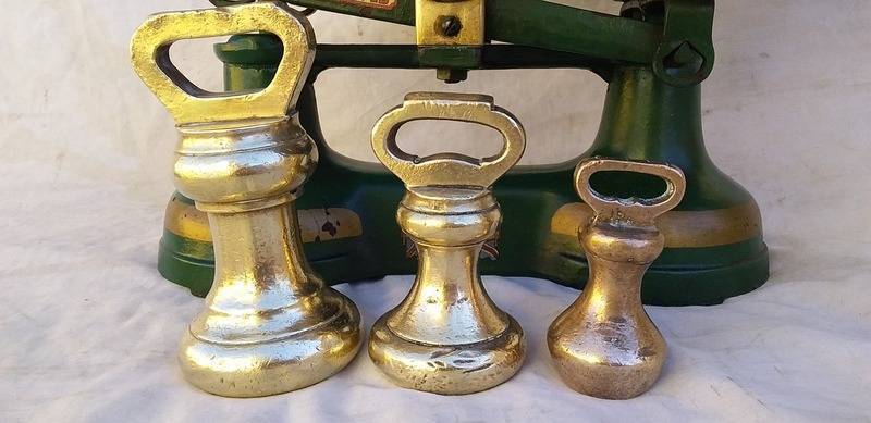 Vintage 1940 14LB The standard Cast Iron Scale