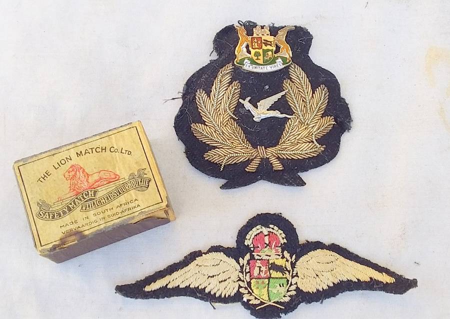 WW2 SAAF Pilot Wings & SAL SAA Note pad