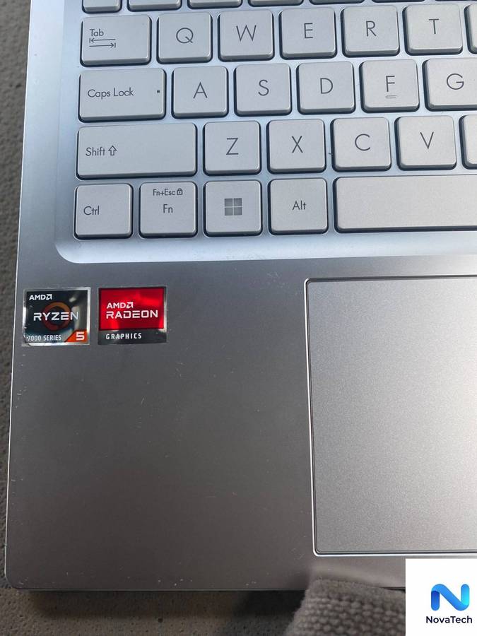 ASUS Vivobook 15 OLED  Ryzen 5 7530U  16GB RAM  512GB NVMe  A-Grade  Win 11 Pro + Office 2021