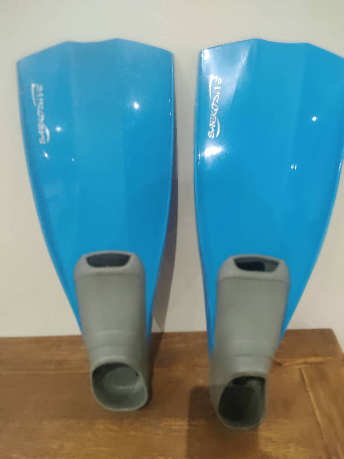 Seakodive swimming fins /diving shoes size 7-9.