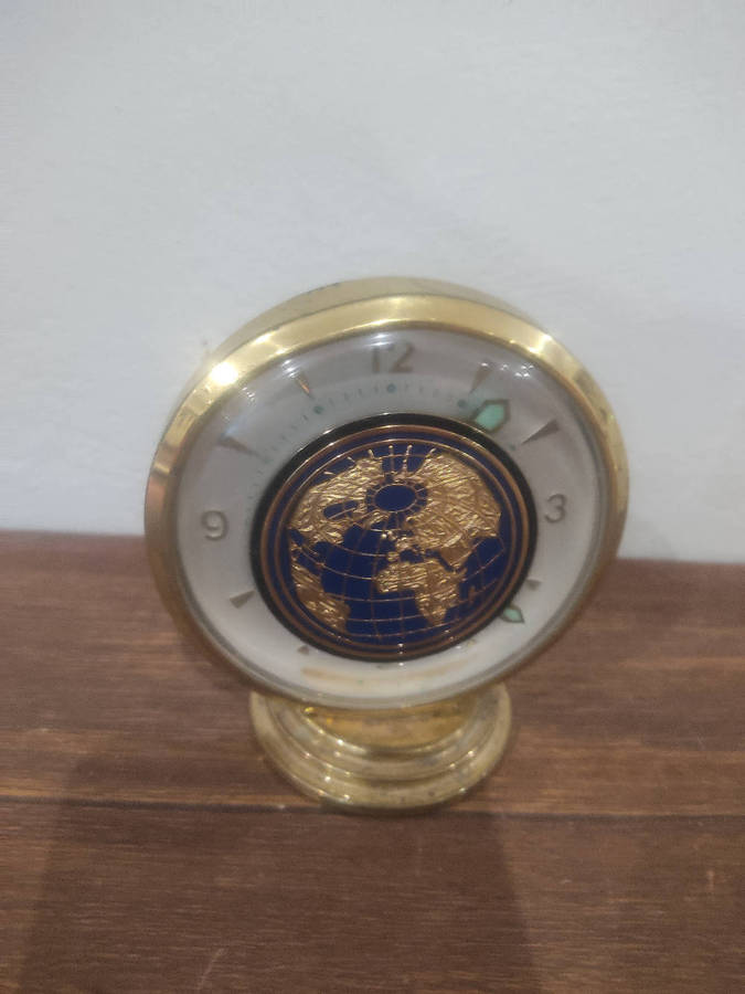 Vintage desk clock mechanical