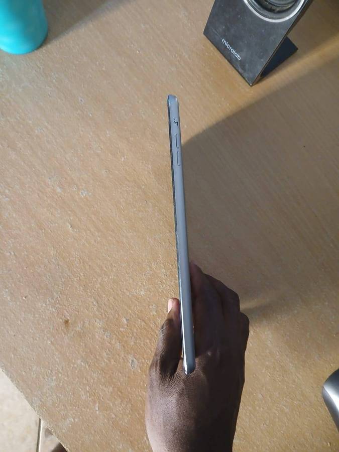 Apple iPad mini 2 WIFI - FOR PARTS