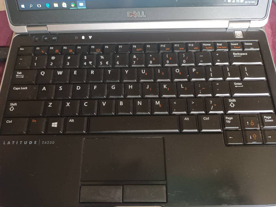 Selling Dell core i5 laptop