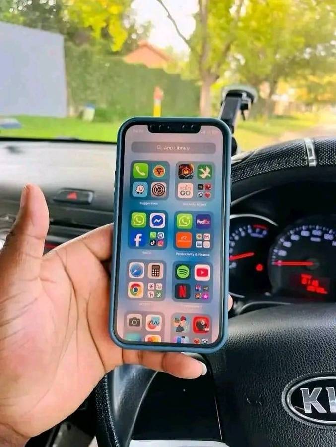 iPhone 12