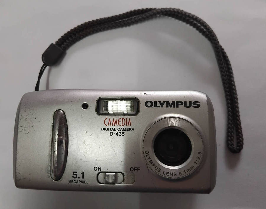 Olympus Camedia D-435 DigitalCamera. Not working.
