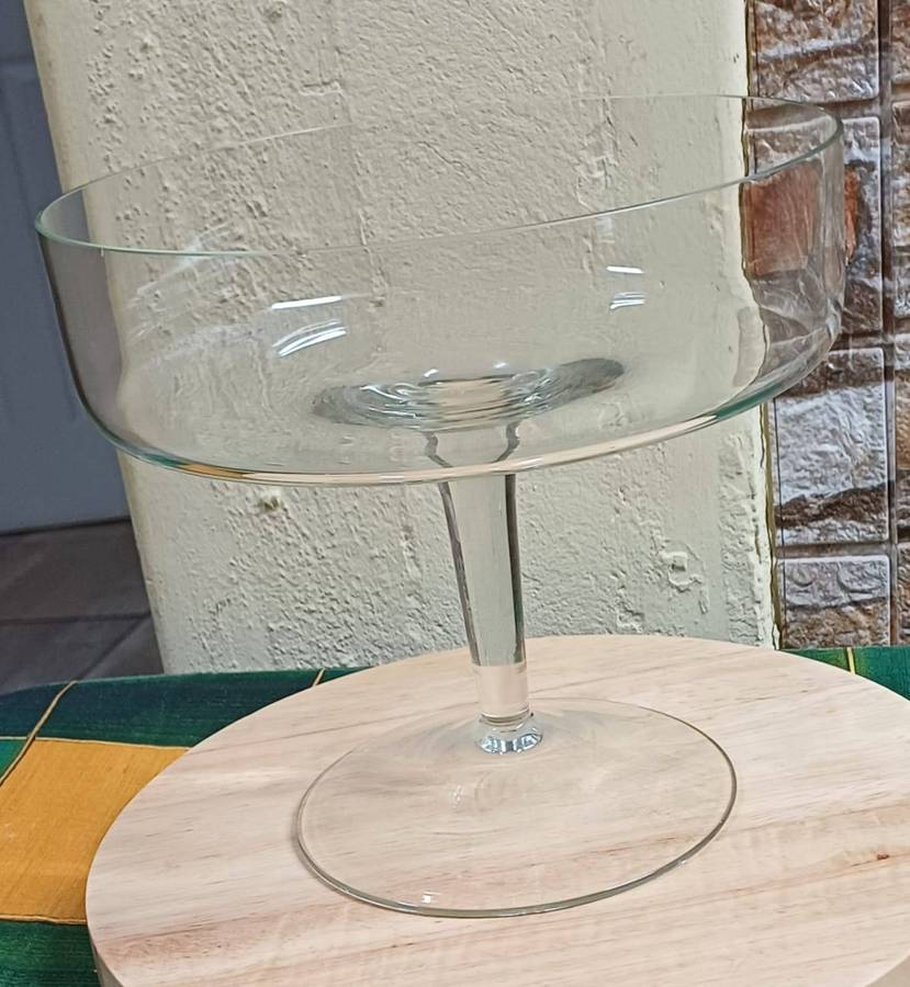 Modern Clear Glass Pedestal Bowl  Elegant & Versatile