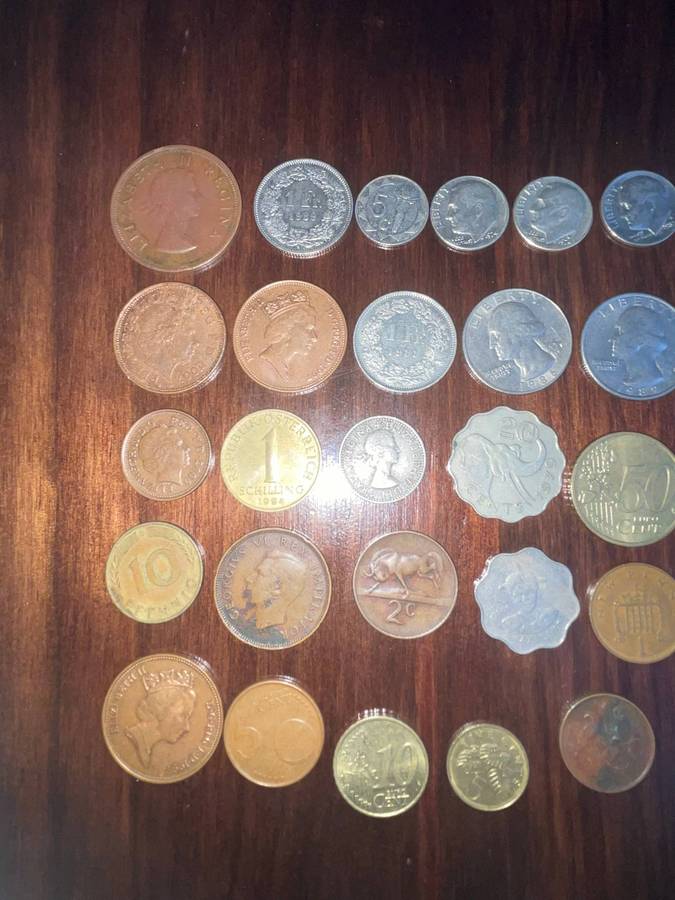 Local & International Vintage , Coins & Stamps