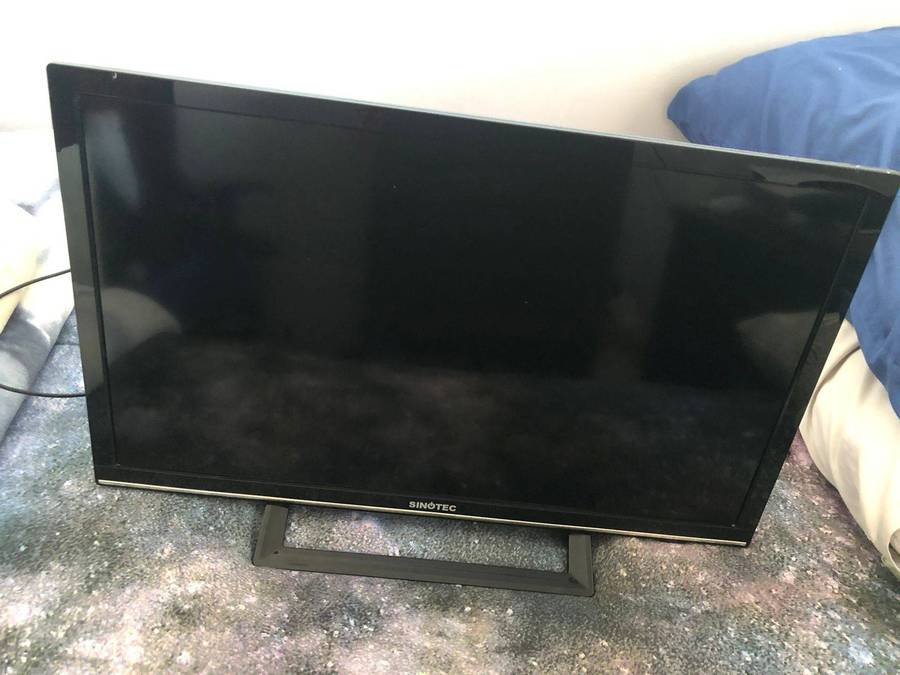 Sony PlayStation 4 with 5 Games and 24 Inch LED Monitor