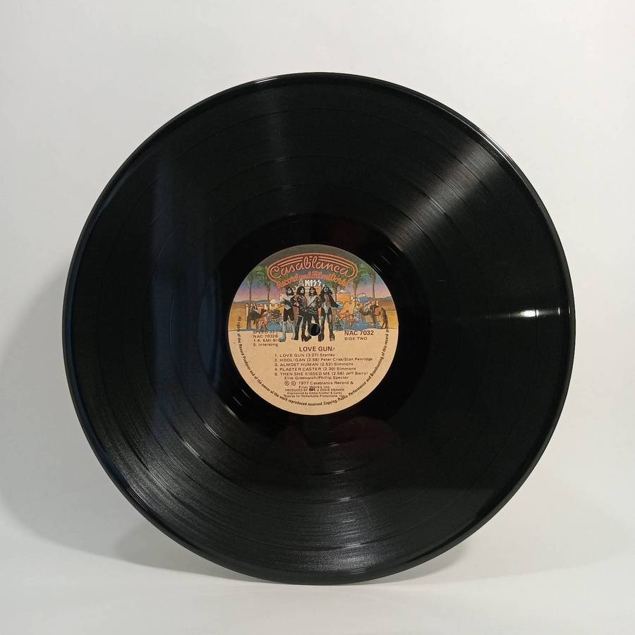 KISS - Love Gun Original 1977 LP Vinyl Record Album Casablanca