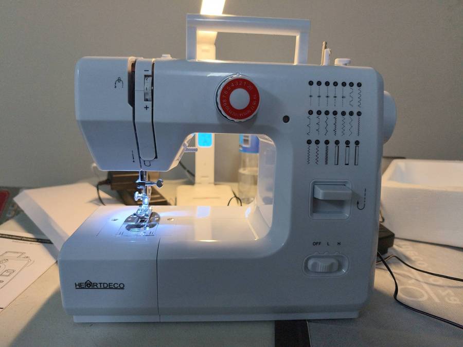 Heartdeco Sewing Machine with Accessory Kit - Portable, Multi-Function, White