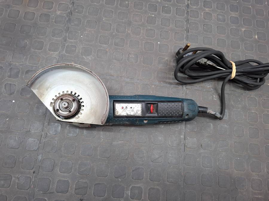 BOSCH Professional GWS 15-150 CP Angle Grinder