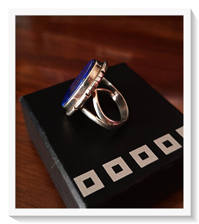A Vintage Sterling Silver Ring - 925 AG Oval Lapis Lazuli Ring - Size 7