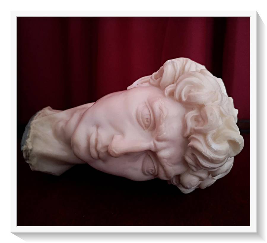 Michelangelo David Bust - Solid and Quite Heavy - Measures 220MM by 155MM - Requires a Base