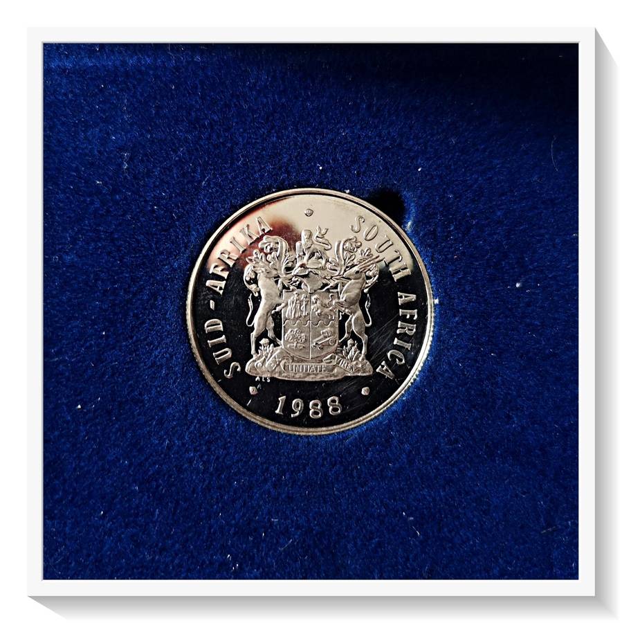 Silver EEN RAND ONE RAND - Groot Trek 1838 -1988 - 800 SILVER COIN - Uncirculated - In SAMs Box